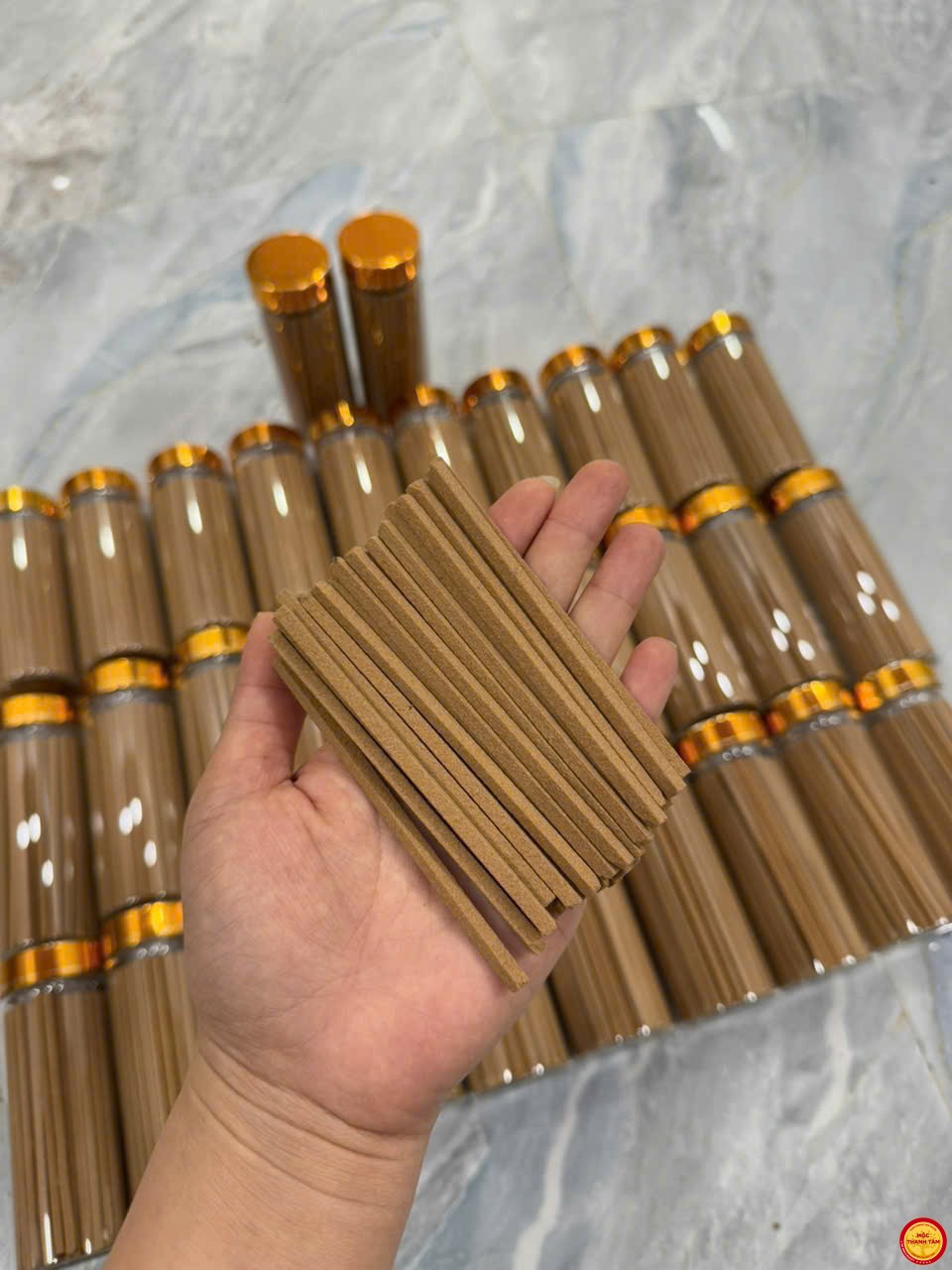 Nhang Thanh Hoàng Kim – Trầm kiến nguyên chất, thủy lực cao cấp